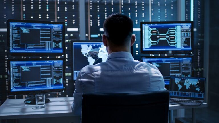 How To Get a Job In IT & Skills Required for IT Jobs | Online Information Technology Course