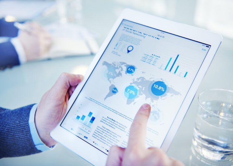 Traditional Marketing Vs. Digital Marketing: Which One To Use? | Online Digital Marketing Course