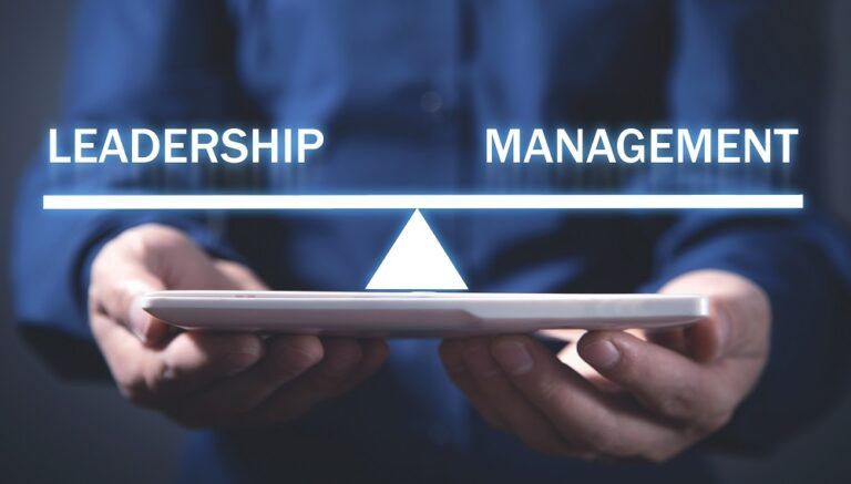 Leading vs. Managing: Top Differences | Emeritus India | Online Leadership Course