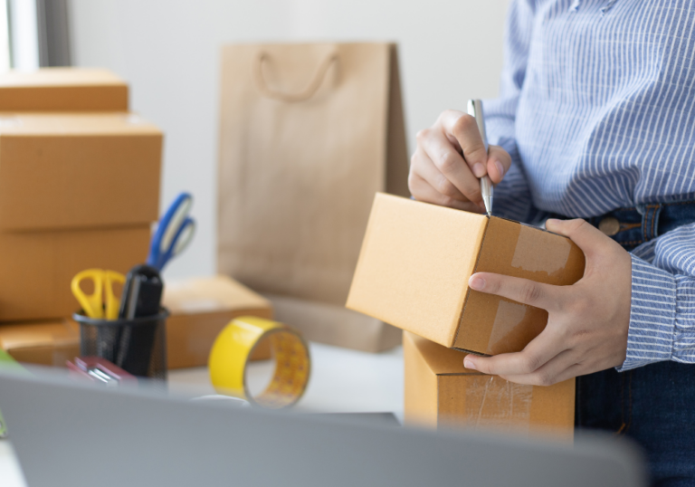 Learn 7 Ways Businesses Can Define A Product That Can Transform Prospects To An Ideal Customer | Business Management |Emeritus India