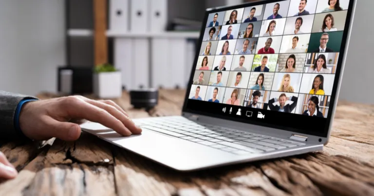 How to Embrace Virtual Learning in the Digital Age: A Beginner’s Guide | Online online learning Course