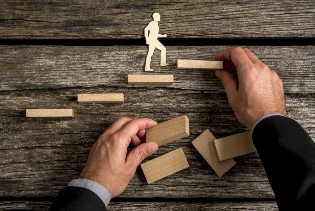 Leveraging the Top 10 Benefits of Leadership Development Programs | Leadership Career Accelerator | Emeritus Leveraging the Top 10 Benefits of Leadership Development Programs | Leadership | Emeritus