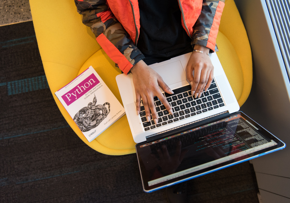 An Expert's Guide to Top 10 Programming Languages in India for 2024 | Information Technology Tutorials | Emeritus An Expert's Guide to Top 10 Programming Languages in India for 2024 | Information Technology | Emeritus