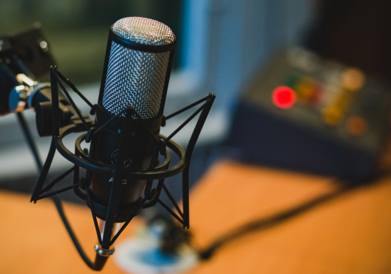 Are You a Digital Marketer? Here are Top 5 Podcasts You Must Subscribe to | Online Digital Marketing Course