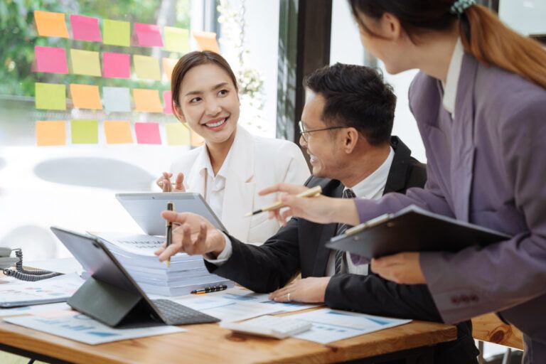 What is a PMO in Project Management: A Comprehensive 2024 Guide | Leadership |Emeritus India