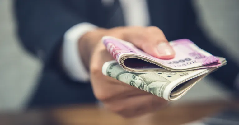 Salary Guide 2024: Top 10 Highest-Paying Industries in India | Online Career Course