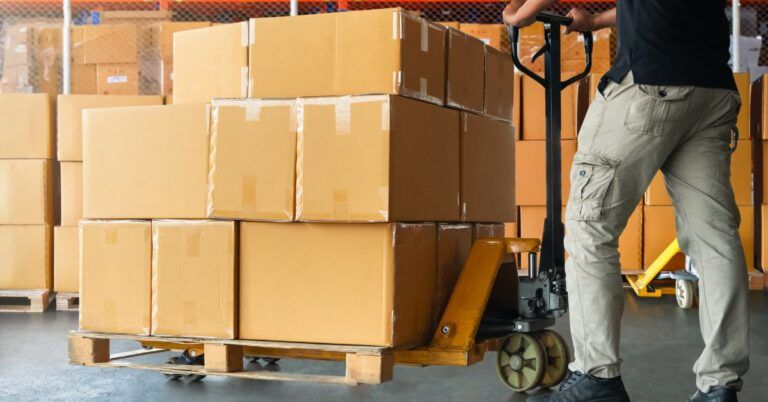 What is the Best Salary for a Supply Chain Manager in 2024? A Guide | Online Supply Chain Management Course