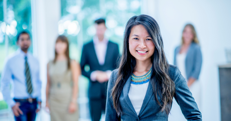 What is a Blended Course and Why Its Best Suited to Senior Executives | Upskilling | Emeritus