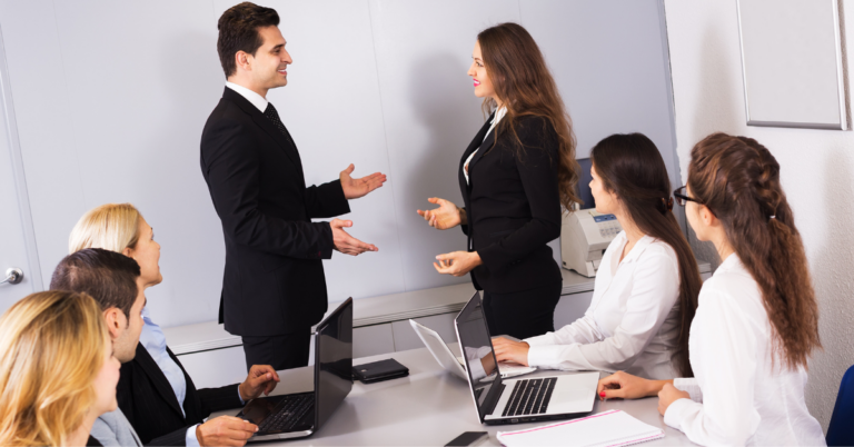 General Management vs. Specialised Management: All You Need to Know | Business Management |Emeritus 