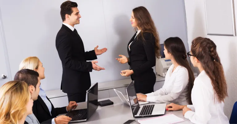 General Management vs. Specialised Management: All You Need to Know | Online Business Management Course