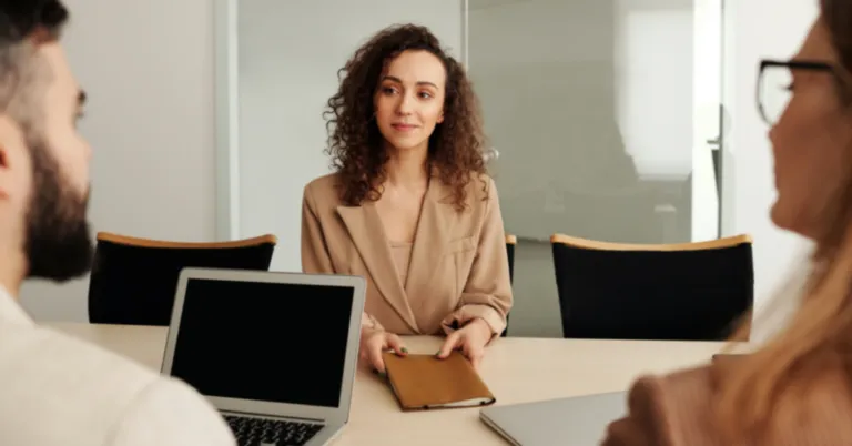 5 Most Common Leadership Interview Questions with Unique Answers | Learning with Emeritus |Emeritus 