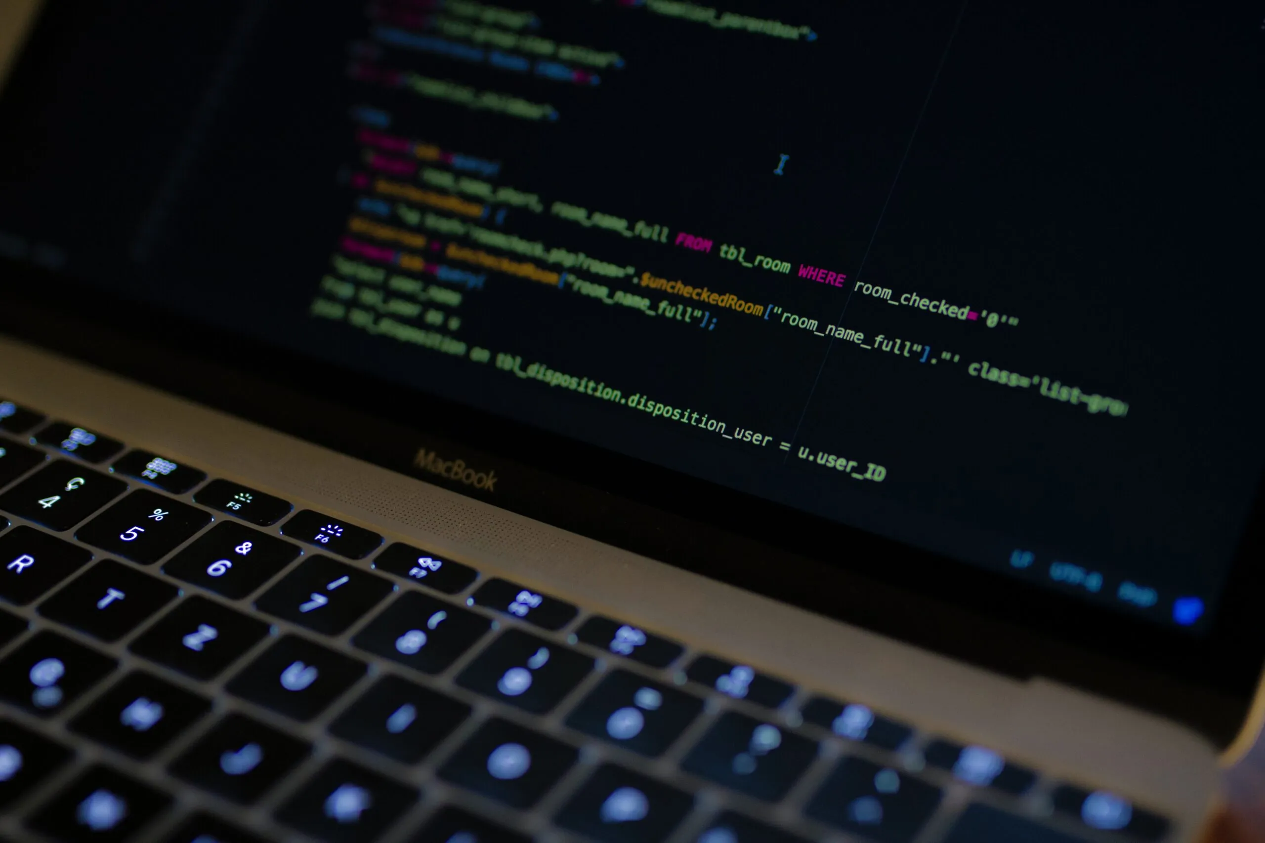 what is SQL data engg