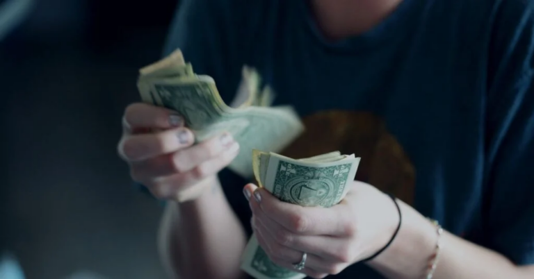 Innovative Tips on How to Ask for a Raise You Deserve and Get One in 2023 | Online Career Course