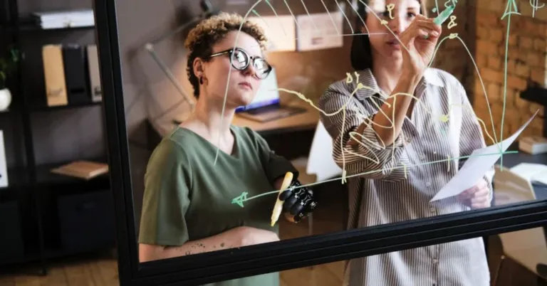 A Comprehensive Guide to the Top 6 Jobs in Business Analytics | Online Business Analytics Course