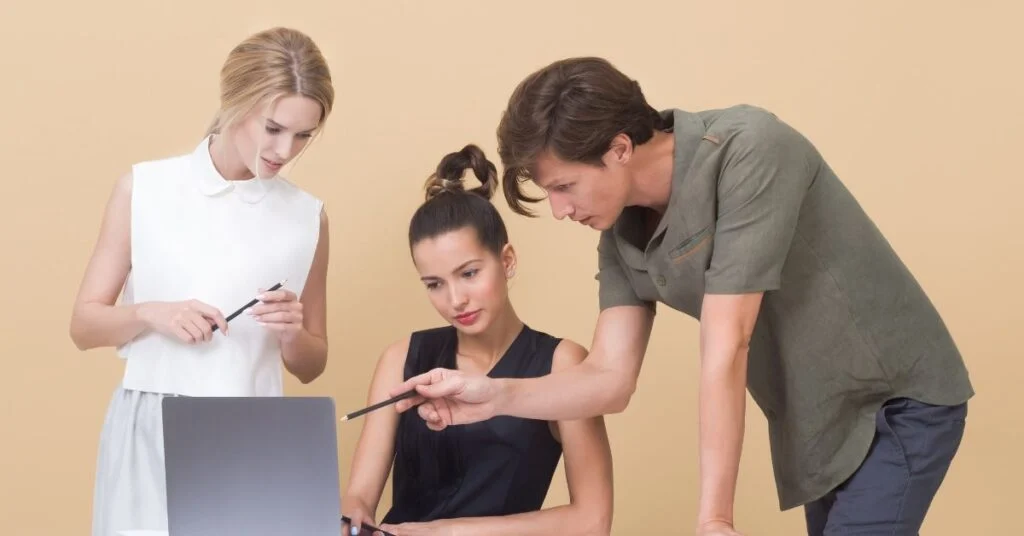 What is a Business Intelligence Analyst? Are They Useful? | Business Analytics | Emeritus