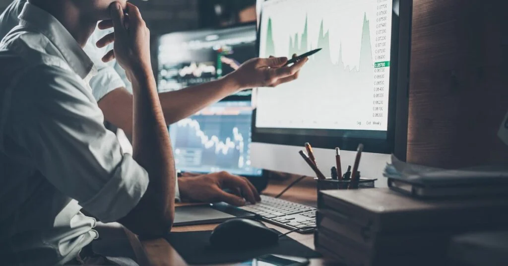 What is a Database? A Comprehensive Guide to Various Types of Databases | Data Science and Analytics | Emeritus