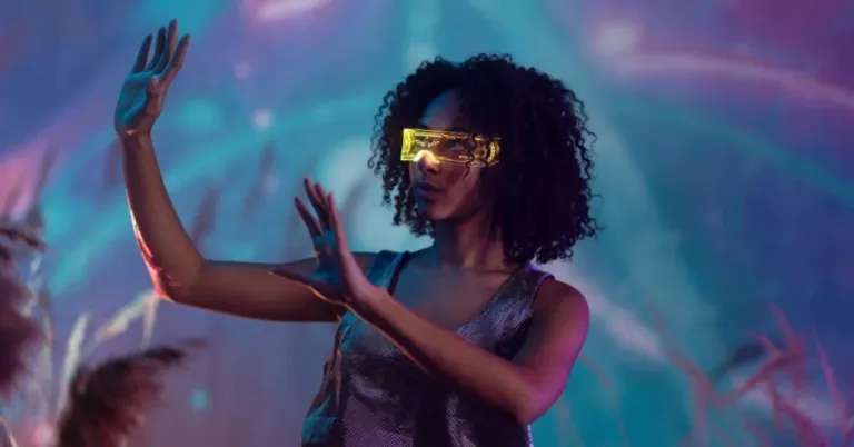 The Ultimate 2023 Guide to Marketing in Metaverse: Best Practices, Examples | Online Sales and Marketing Course