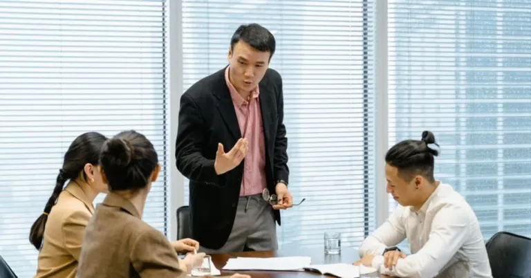 What is Situational Leadership and Why Leaders Should Learn it | Learning with Emeritus |Emeritus 