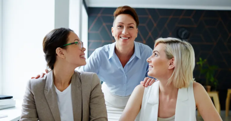 What is Laissez-Faire Leadership? How it Can Drive Business Growth | Learning with Emeritus |Emeritus 