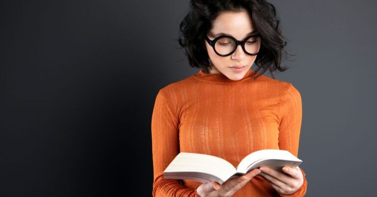 Top 5 Best Books for Women on Leadership and Self-Improvement | Online Career Course