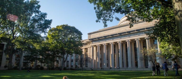 MIT xPRO Launches the Medical Technology Program for Global Leaders in Collaboration with Emeritus | Emeritus