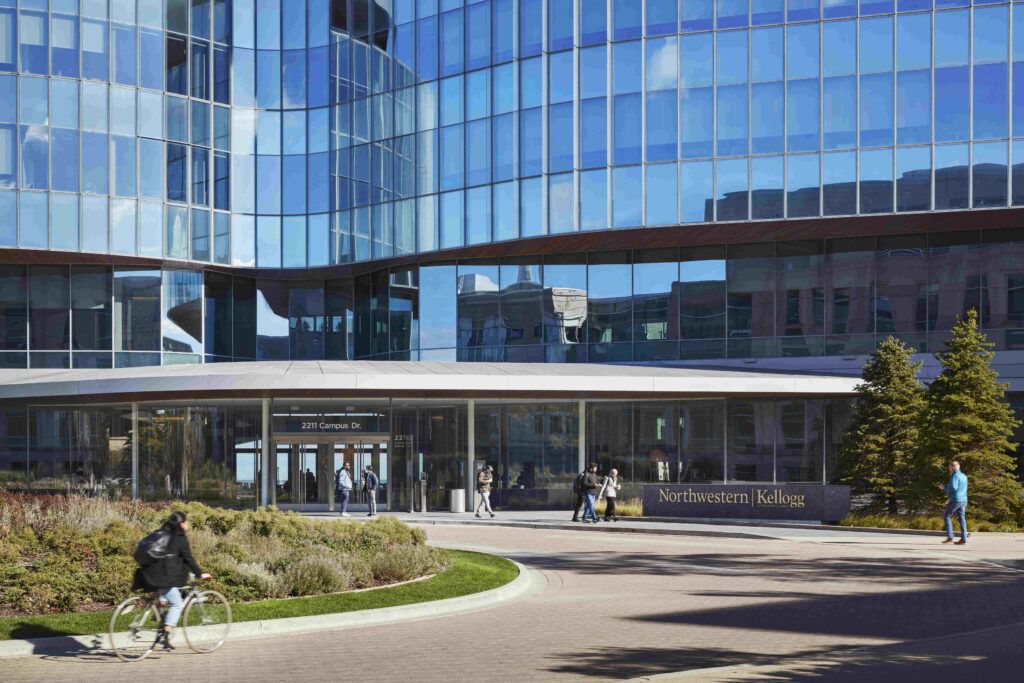 Lead and Influence in the Age of AI With the Kellogg AI Leadership Course | AI and ML | Emeritus