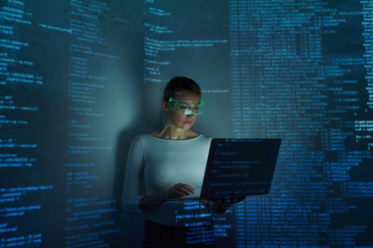 Navigate Human–AI Collaboration With the Kellogg AI for Business Leaders Executive Program | Online AI and ML Course