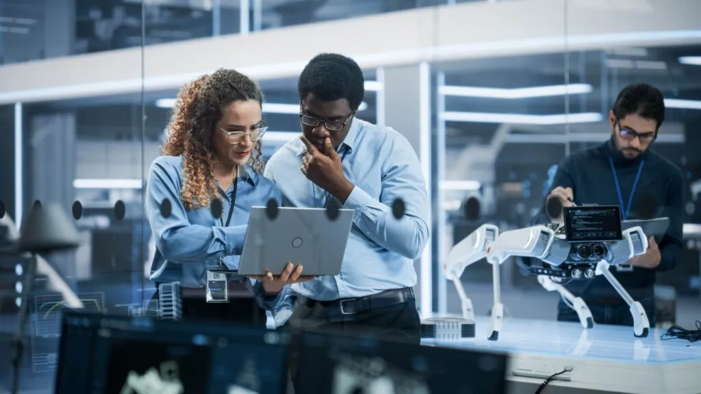 Simulations of real-world issues prepare you to tackle unprecedented challenges within your organization