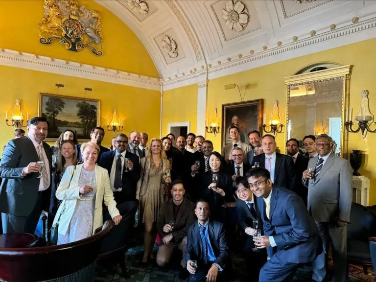 Lead in the Era of Continuous Change With the Cambridge Senior Management Training | | Emeritus Lead in the Era of Continuous Change With the Cambridge Senior Management Training | | Emeritus