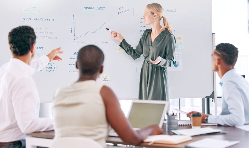 Strengthen Board-CEO Relationship With the Columbia CEO Mentorship Program | Leadership | Emeritus