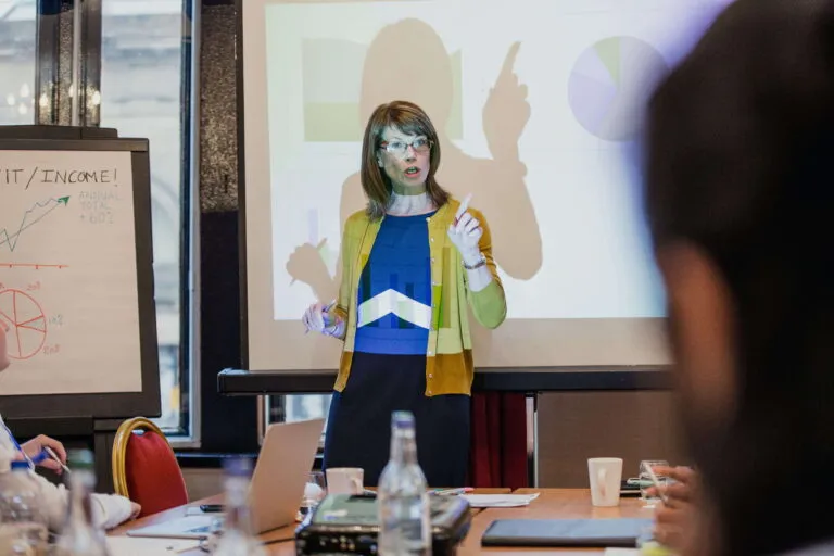 MIT xPRO's Chief Operating Officer Program: What to Expect as a Learner | Leadership | Emeritus